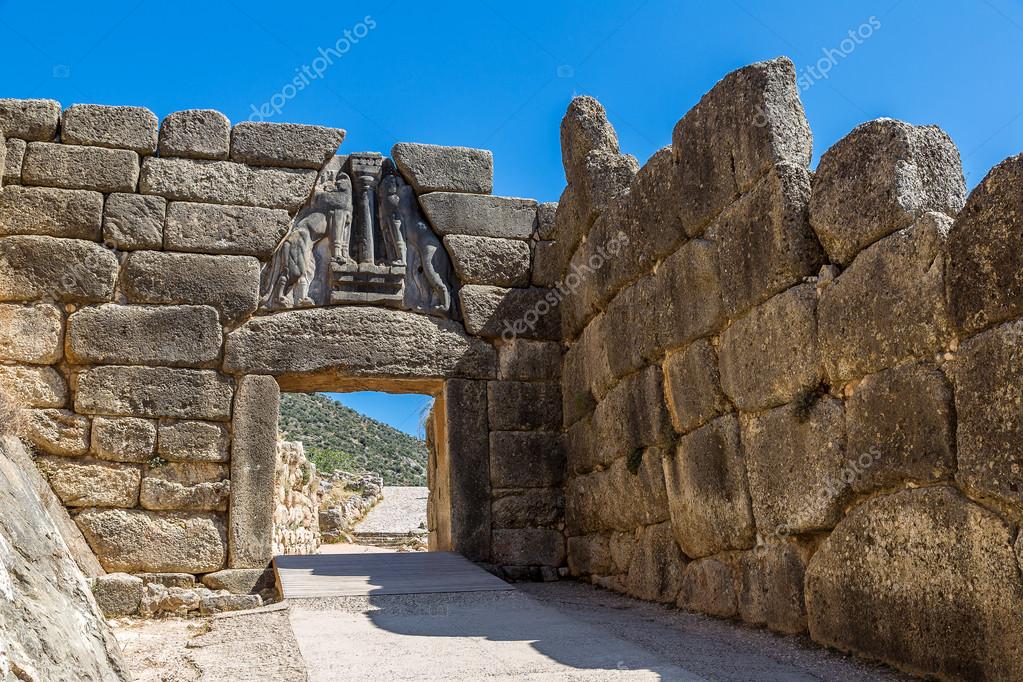 depositphotos_86987032-stock-photo-lion-gate-in-mycenae-greece